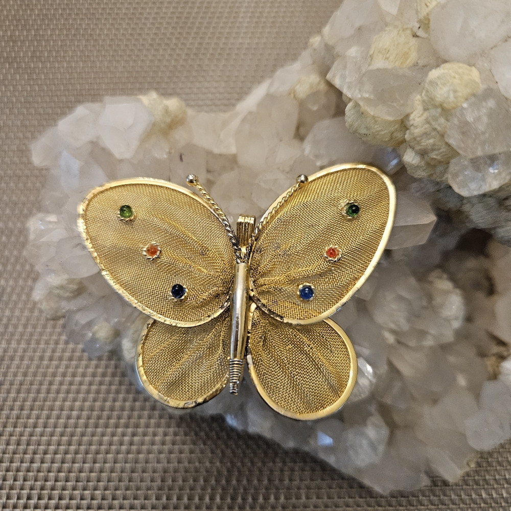 Vintage goldtone mesh butterfly brooch pendant